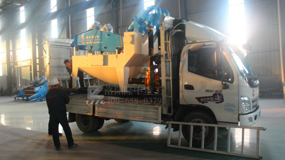 中型<a href=http://m.kaiyuan530.cn/tags/xishahuishouji target=_blank class=infotextkey><a href=//tags/xishahuishouji target=_blank class=infotextkey>細沙回收機</a></a>.jpg