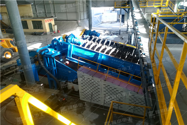 螺旋<a href=http://m.kaiyuan530.cn/tags/xishaji target=_blank class=infotextkey><a href=//tags/xishaji target=_blank class=infotextkey>洗砂機</a></a>11.jpg