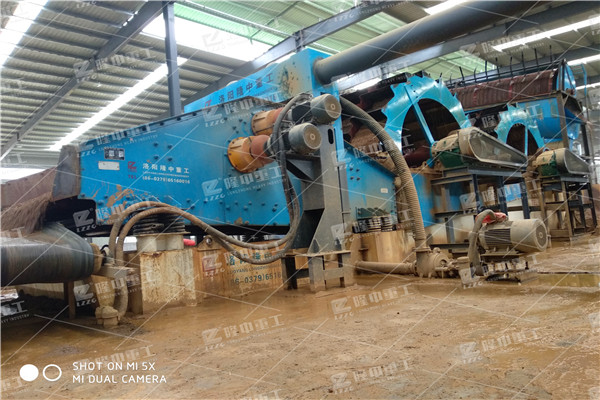 輪斗式<a href=http://m.kaiyuan530.cn/tags/xishaji target=_blank class=infotextkey><a href=//tags/xishaji target=_blank class=infotextkey>洗砂機</a></a>72.jpg